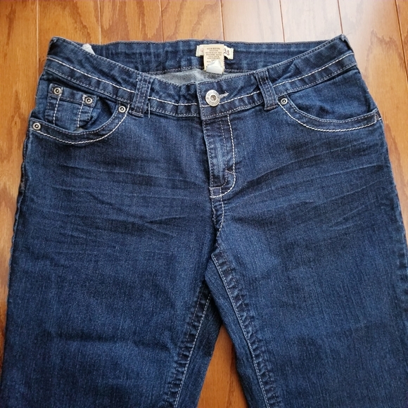 Like new Girls' denim jeans. - Picture 2 of 5